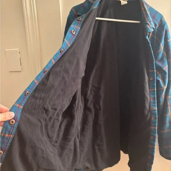 Duluth Trading Co Fleece lined Flannel Shacket - Picture 4 of 8